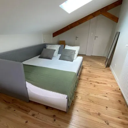 Au Coeur Des Gorges De La Loire Holiday home *